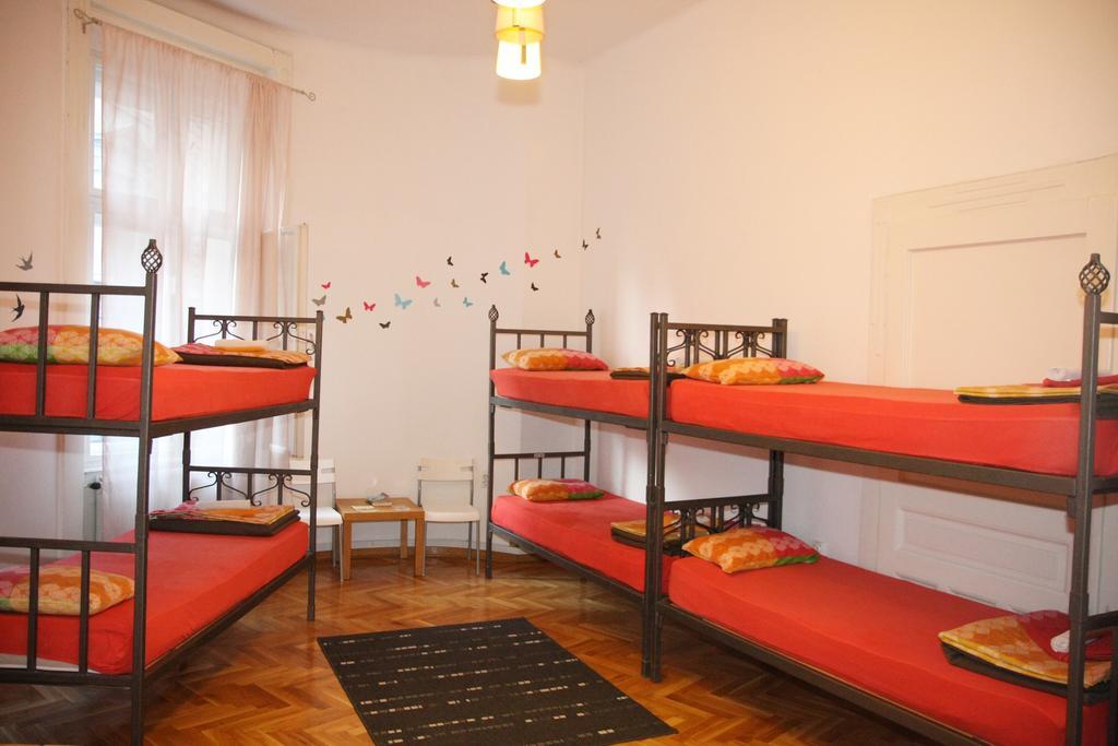 Time Hostel Belgrade Exterior photo